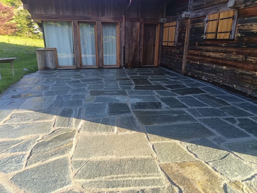 terrasse en pierres